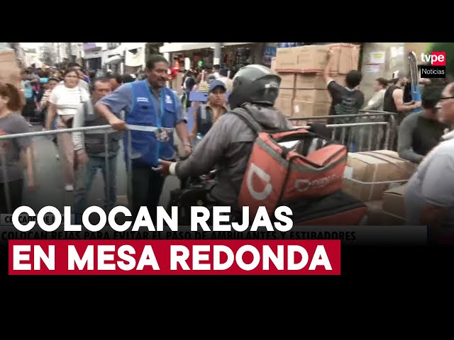 ⁣Mesa Redonda: colocan rejas para evitar el paso de estibadores y ambulantes