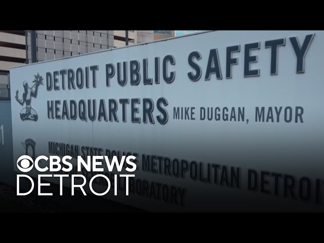 ⁣Officials investigate law enforcement licenses for more than 30 Detroit police officers