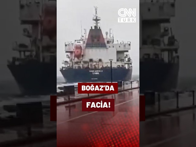 ⁣Boğaz'da Faciadan Dönüldü! Gemi Karaya Vurmaktan Son Anda Kurtuldu...