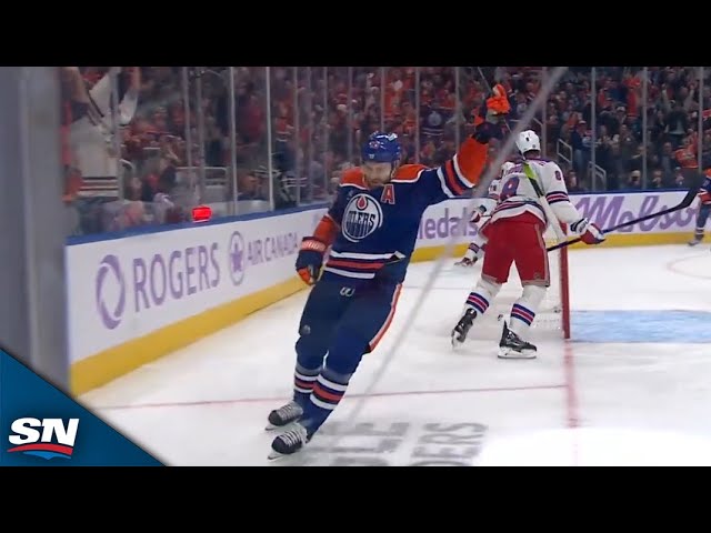 ⁣Oilers' Leon Draisaitl And Connor McDavid Team Up For Gorgeous Goal vs. Rangers