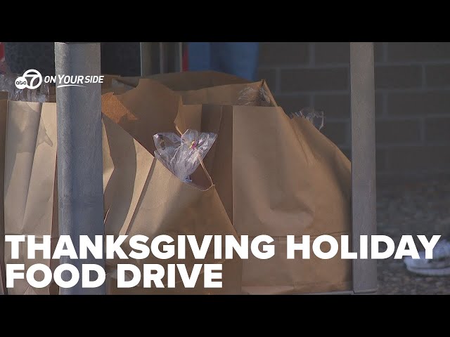 ⁣Bobby Portis Foundation and others join together for Thanksgiving Food Drive