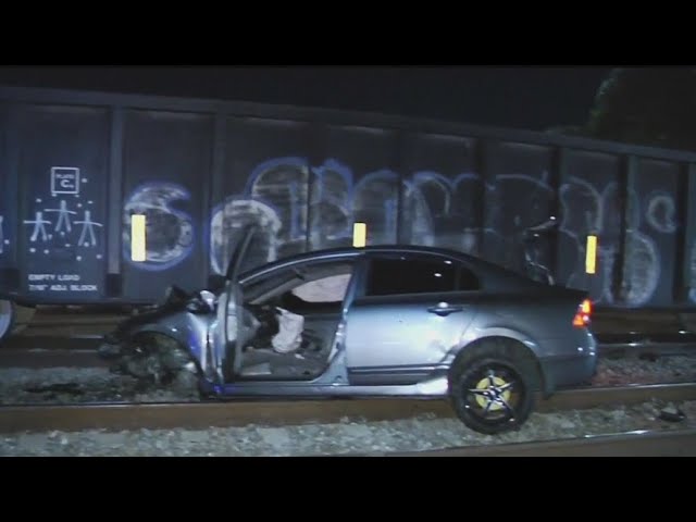 ⁣Train drags car along tracks in Oakland Park