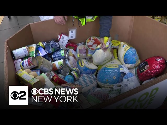 ⁣CBS News New York celebrates Season of Giving at New Jersey turkey drives