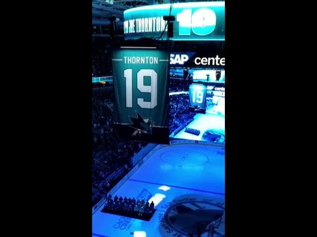 ⁣Sharks Raise Joe Thornton's No. 19 To The Rafters 