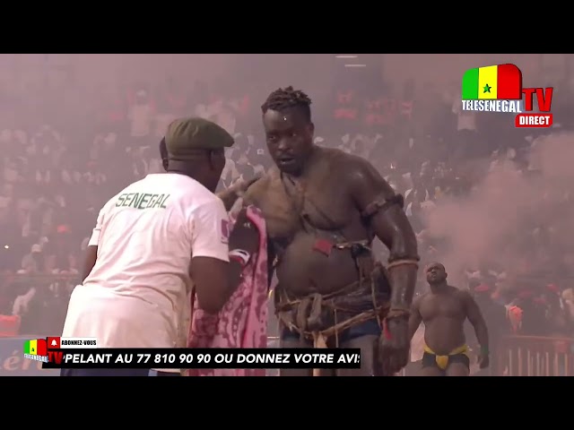 ⁣"Xékh bou méti…" Après la Victoire de Modou Lo Contre Siteu !