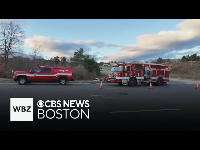 ⁣3 people killed after SUV veers off exit ramp in Salem, New Hampshire