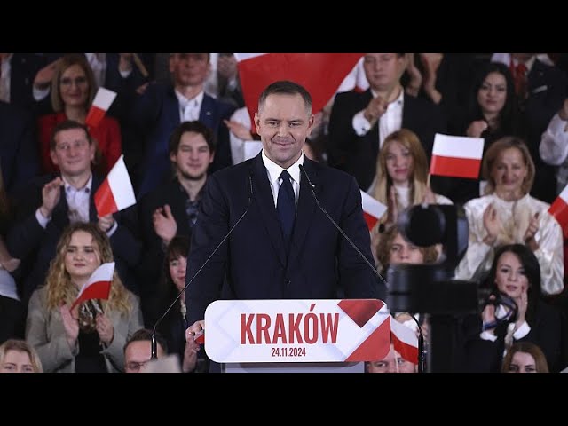 ⁣Pologne : le parti Droit et Justice présente l'historien Karol Nawrocki à la présidentielle