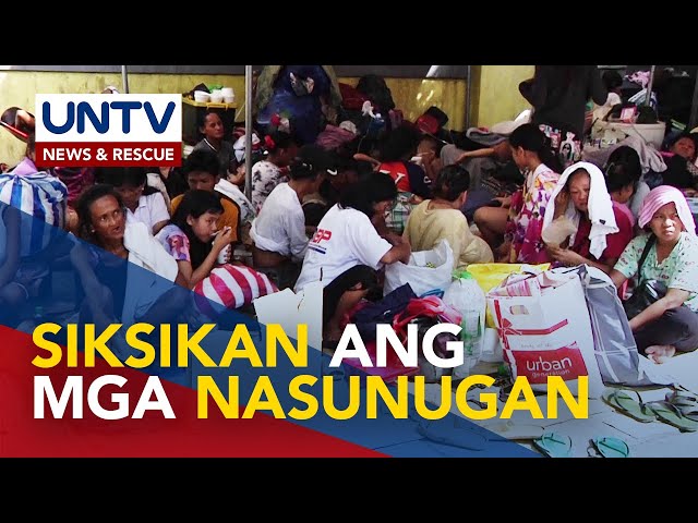 ⁣Isa, hinimatay sa tindi ng siksikan sa evacuation center matapos ang sunog sa Isla Puting Bato