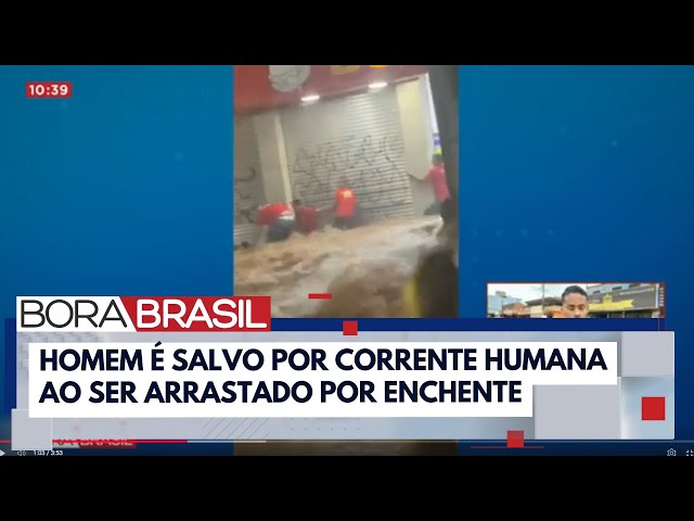 ⁣Homem é resgatado por corrente humana ao ser arrastado por enxurrada no DF | Bora Brasil