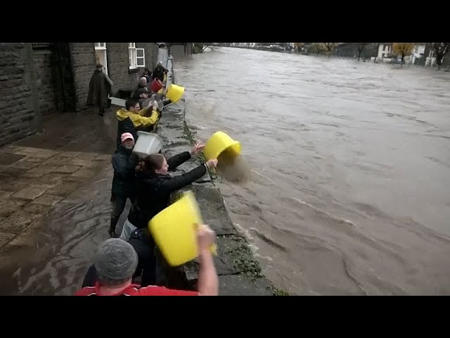 ⁣No Comment : les dégâts de la tempête Bert au Royaume-Uni