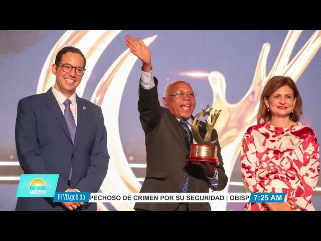 ⁣Entregan Gran Premio a la Calidad MAP a la Digecog | Rómulo Arias Moscat y  Laura Pérez Lalane