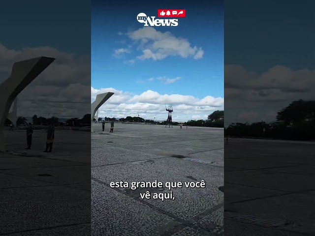 ⁣Marinha ensaia troca da bandeira na Praça dos Três Poderes  #mynews