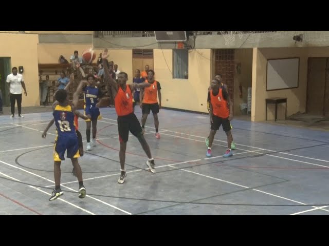 ⁣Combermere into U19 basketball semis