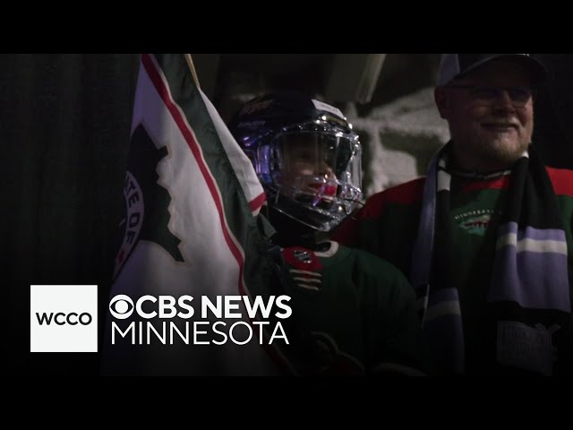 ⁣Minnesota boy who lost sister to cancer honored at Wild game