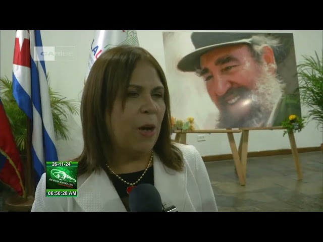 ⁣Velada en homenaje a Fidel en embajada de Cuba en Venezuela