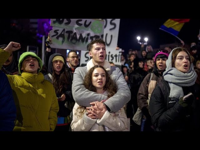 ⁣Proteste gegen Erstrunden-Sieg des rechtsextremen Kandidaten Georgescu