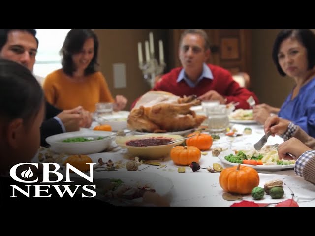 ⁣Keeping the Peace This Thanksgiving: Families Set 'Politics-Free Zones' Amid Post-Election