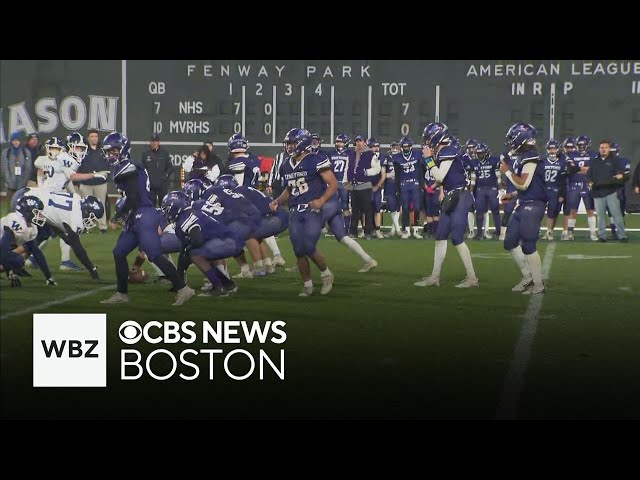 ⁣Nantucket, Stoneham win football games at Fenway Park