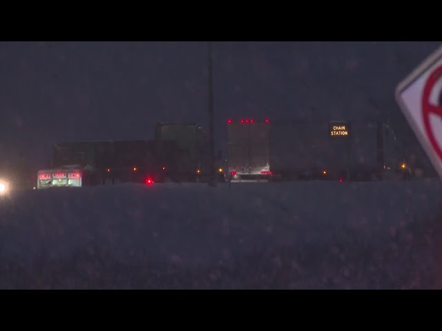 ⁣Snowy conditions lead to interstate closures in Colorado's mountains