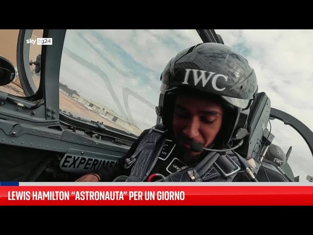 ⁣Lewis Hamilton “astronauta” per un giorno