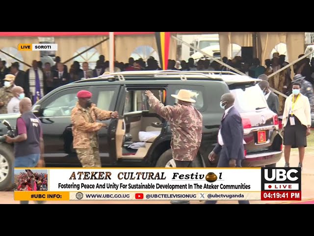 ⁣MUSEVENI & FIRST LADY JANET DEPART SOROTI AFTER THE ATEKER CULTURAL FESTIVAL UNDER SFC PROTECTIO