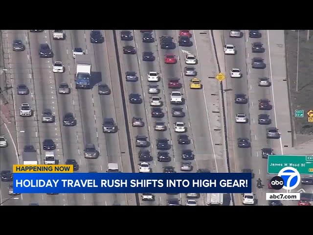 ⁣Holiday travel rush shifts into high gear