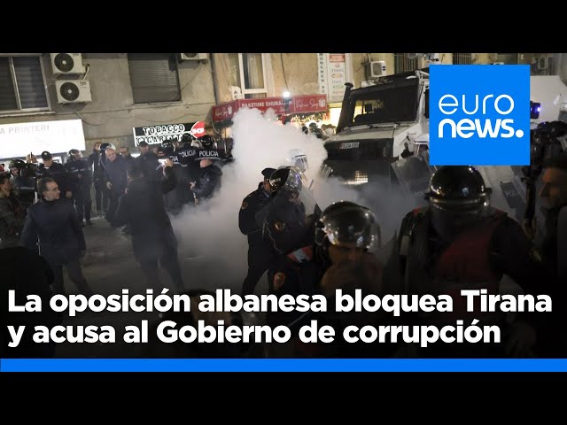 ⁣La oposición albanesa bloquea las calles de Tirana acusando al gobierno de corrupción