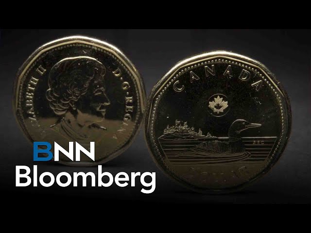 ⁣Loonie under pressure from Trump's tariff threats