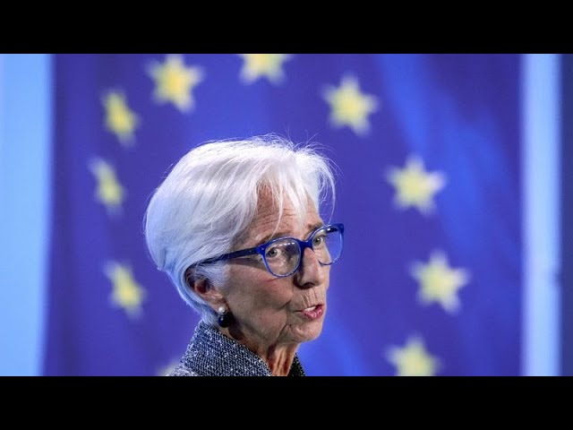 ⁣Non, Christine Lagarde ne veut pas supprimer l'argent liquide pour lutter contre le changement…