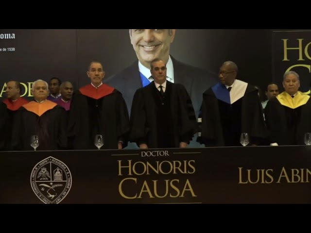 ⁣Presidente Luis Abinader recibe título de Doctor Honoris Causa de la UASD