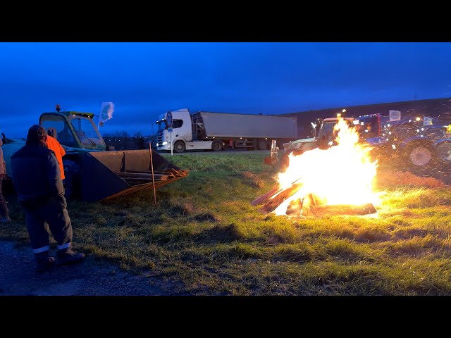 ⁣Les agriculteurs marnais protestent avec un « feu de la colère »