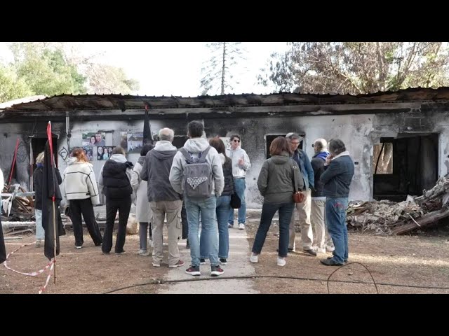 ⁣"Les amis de Nir Oz" sur place pour aider les habitants