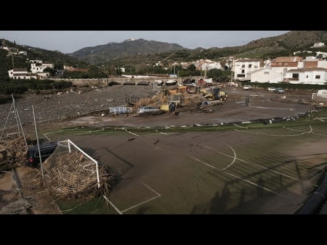 ⁣Les écoles rouvrent leurs portes dans la région de Valence, un mois après les inondations