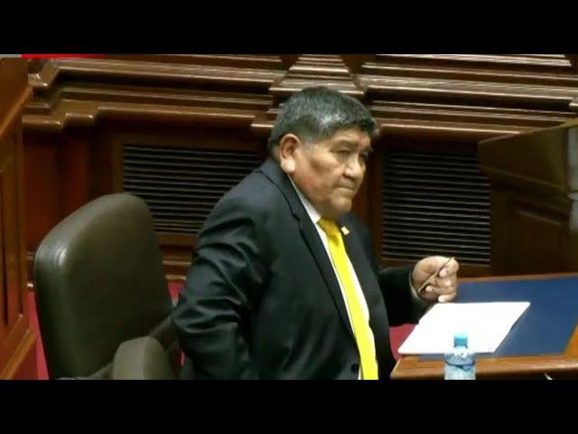 ⁣Ministro Rómulo Mucho fue censurado por votos del Congreso