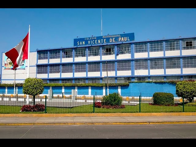 ⁣Surquillo: escolar es intervenido por manipular un arma de fuego al interior del colegio