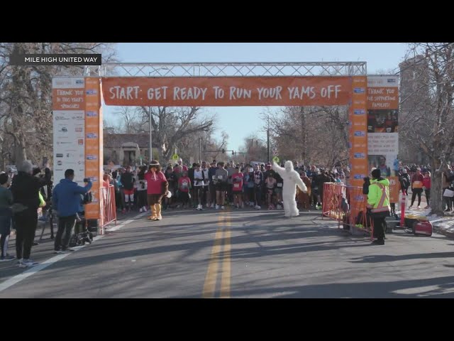 ⁣Nearly 10,000 runners hit Denver streets for the annual Mile High United Way Turkey Trot