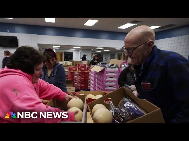 ⁣Food bank demand rises nationwide as holiday season begins