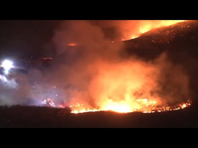 ⁣Watch Live: Firefighters are battling a brush fire in the Jurupa Valley area