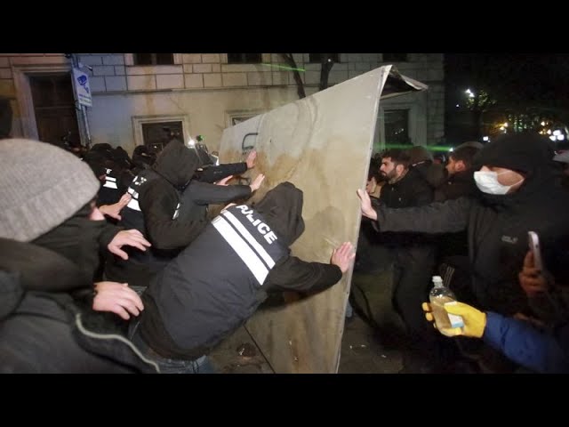 ⁣Thousands of Georgians march in Tbilisi to protest against suspension of EU bid