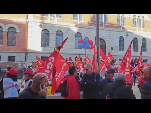 ⁣Cagliari in piazza contro manovra e difesa dello sciopero