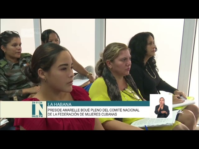 ⁣Mujeres cubanas debaten sobre su papel en las comunidades