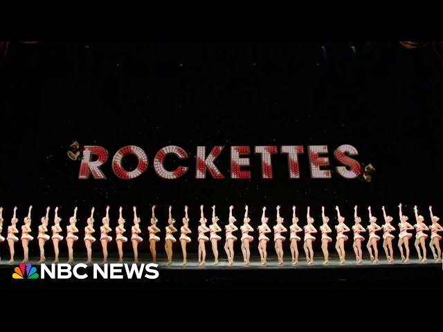 ⁣Radio City Rockettes officially kick off holiday season