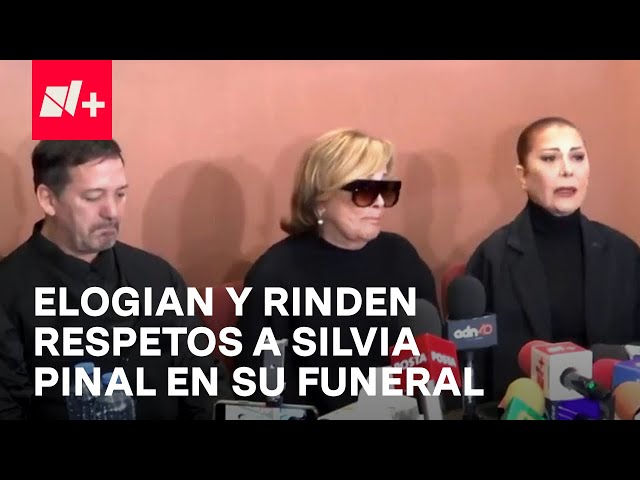 ⁣Hijos de Silvia Pinal ofrecen mensaje durante funerales de la primera actriz - En Punto