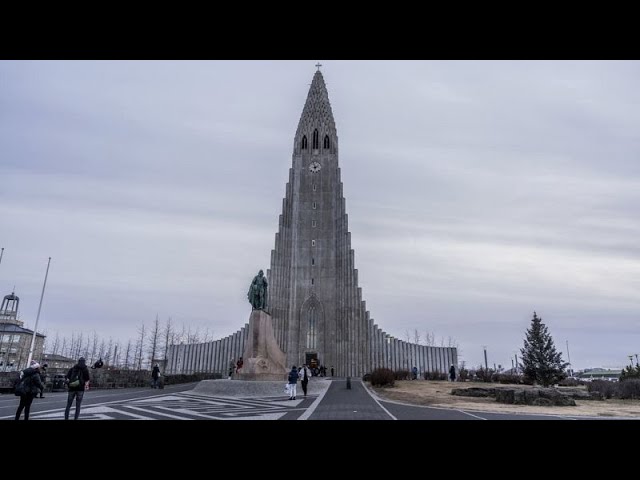 ⁣Iceland holds parliamentary election as support for main parties plunges