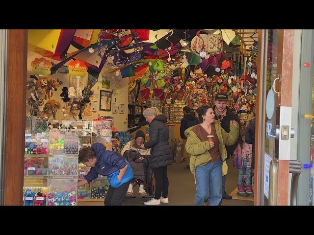 ⁣Downtown Boulder, with 70% small businesses, shines on Small Business Saturday