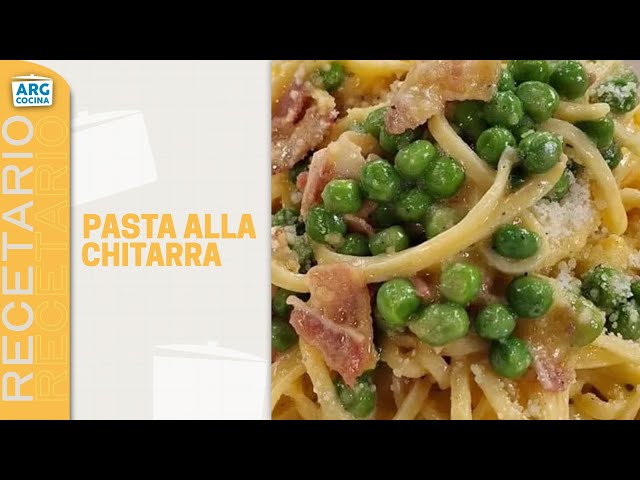 ⁣La RECETA para hacer PASTA italiana ALLA CHITARRA a la CARBONARA