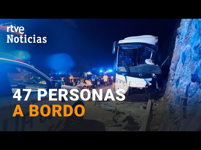 ⁣ACCIDENTE AUTOBÚS: DOS MUERTOS y SEIS HERIDOS de GRAVEDAD tras un GOLPE en el SUR de FRANCIA | RTVE