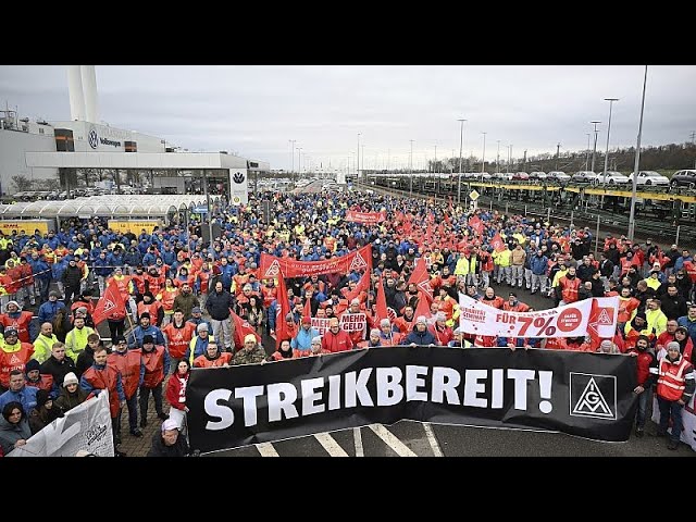 ⁣Volkswagen workers on strike over proposed pay cuts and plant closures