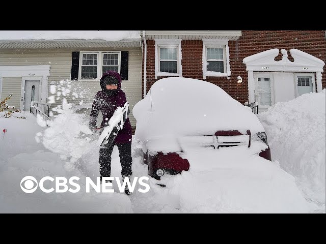 ⁣Dangerous winter storm buries parts of Great Lakes region in feet of snow