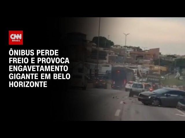 ⁣Ônibus perde freio e provoca engavetamento gigante em Belo Horizonte | CNN BRASIL